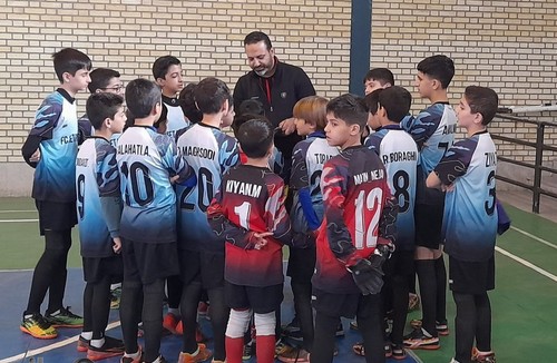 مدرسه فوتبال ستاره سازان