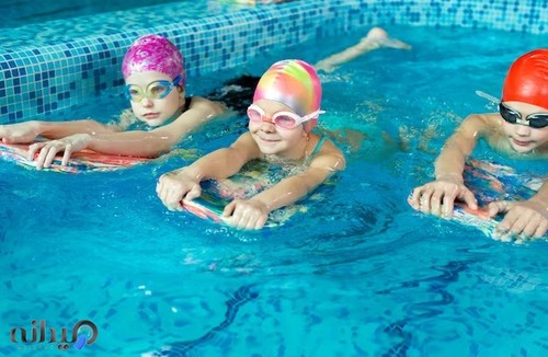 مربی شنا کرمان هنگامه بختیاری 