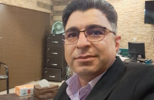 وکیل پایه یک دادگستری 