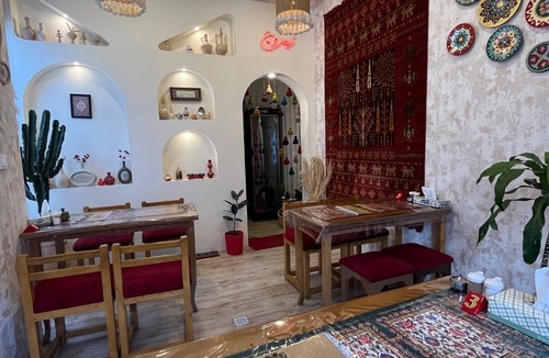 کافه بازار نیمروچ