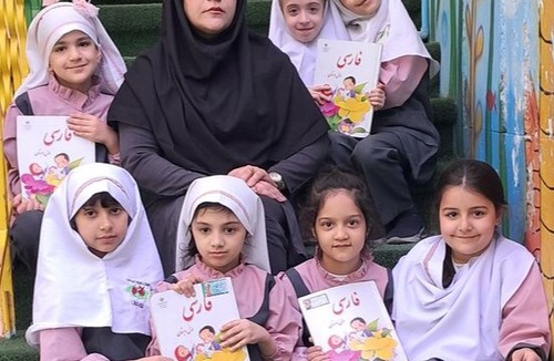 مدرسه دخترانه نیلوفران