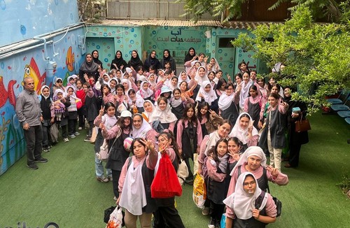 مدرسه دخترانه نیلوفران