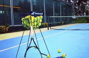 زمین تنیس بحری لند