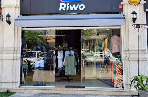 فروشگاه ورزشی ریوو