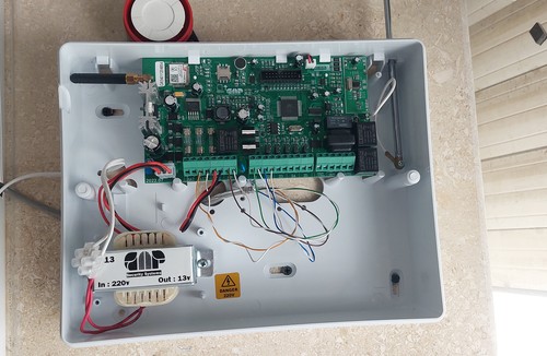 فروشگاه دوربین مداربسته آریا