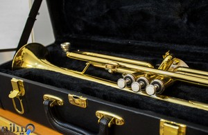 آموزشگاه موسیقی هنرساز