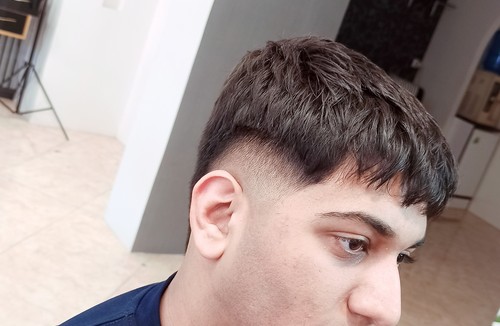 سام طهرانی استایلیست و گریمور