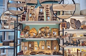 محصولات چوبی راشا گالری