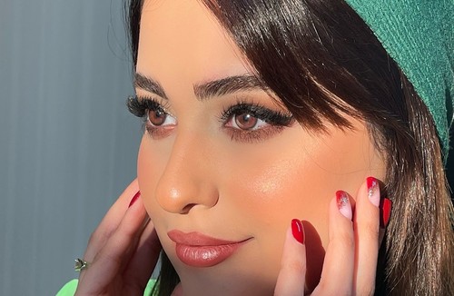سالن زیبایی ماه شب