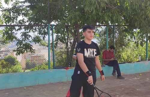 باشگاه تنیس سنندج