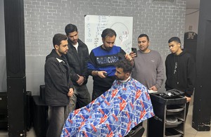 آموزشگاه آرایشگری نوید( فردیس)