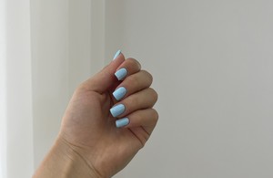 آموزش‌ و خدمات ناخن آناهیتا رضانژاد  