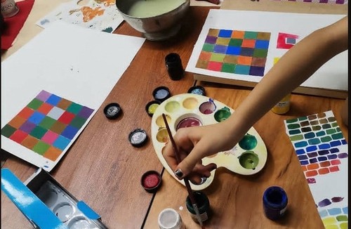 آموزشگاه هنرهای تجسمی معنا