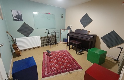 آموزشگاه موسیقی همایون