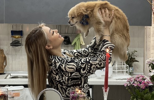 سالن‌نگین مجاور