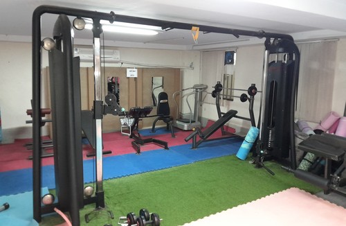 باشگاه بانوان سپید