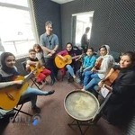 آموزشگاه موسیقی بهارآوا