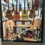 فروشگاه موسیقی اهورا