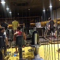 Fit land gym club باشگاه بدنسازی فیت لند