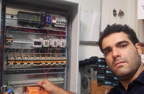 برقکار ساختمان و صنعتی به صورت حرفه ایی