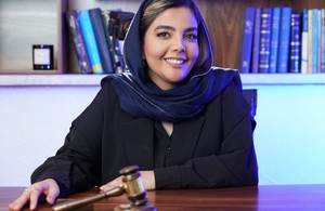 وکیل پایه یک دادگستری