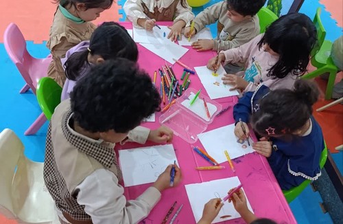 خانه بازی کودک و کافه مادران مهرا