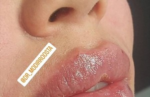 کلینیک زیبایی زرین