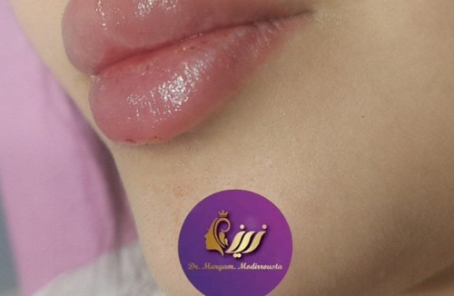 کلینیک زیبایی زرین